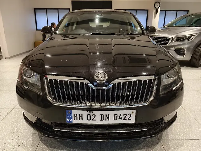 Used 2014 Skoda Superb in Mumbai