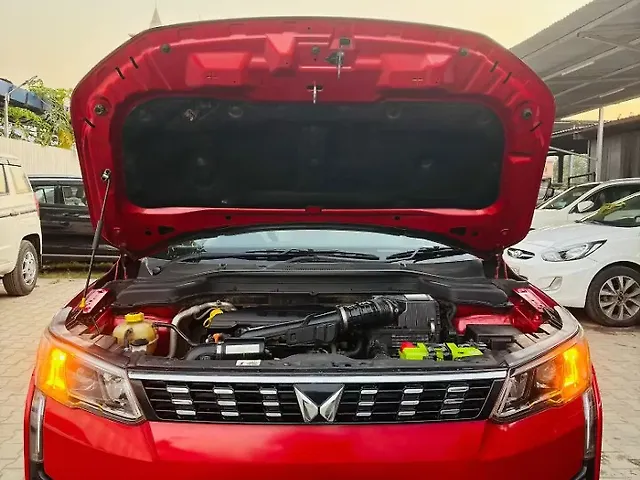 Used Mahindra XUV300 [2019-2024] W8 (O) 1.2 Petrol in Guwahati