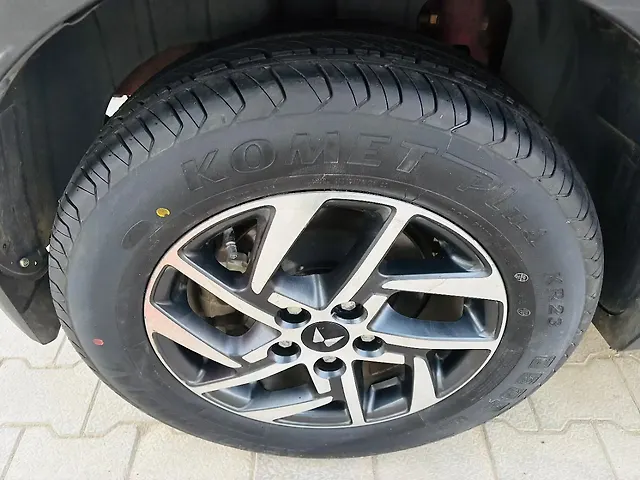 Used Mahindra XUV300 [2019-2024] W8 (O) 1.2 Petrol in Guwahati