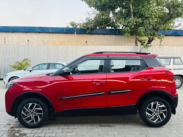 Used Mahindra XUV300 [2019-2024] W8 (O) 1.2 Petrol in Guwahati