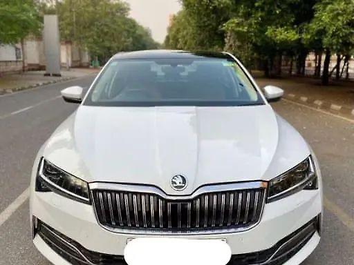 Used 2022 Skoda Superb in Delhi