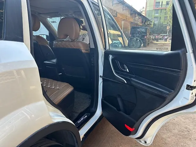 Used Mahindra XUV500 W11 [2018-2020] in Guwahati