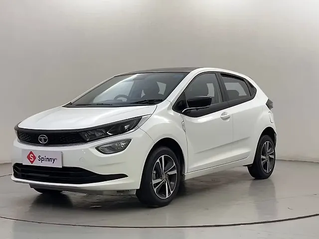Used 2023 Tata Altroz in Bangalore