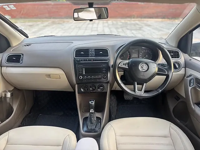 Used Skoda Rapid Ambition 1.5 TDI AT in Chandigarh