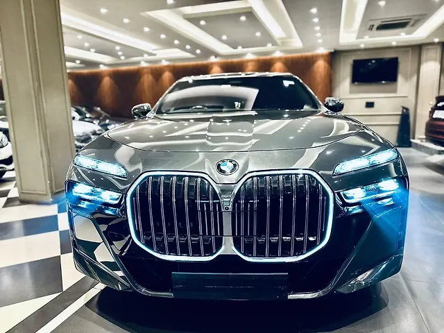 Used 2023 BMW 7-Series in Delhi