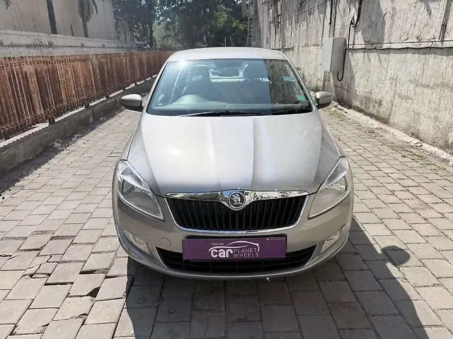 Used 2014 Skoda Rapid in Mumbai Used 2014 Skoda Rapid in Mumbai