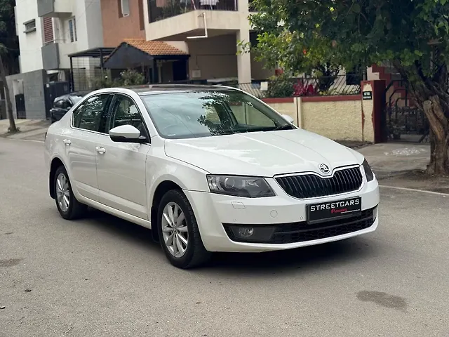 Used 2016 Skoda Octavia in Bangalore