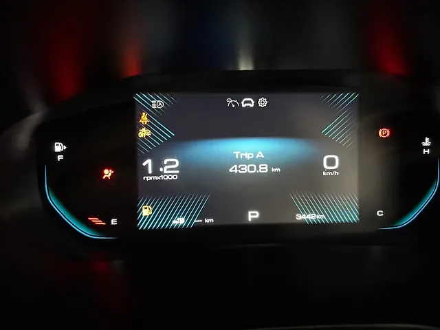 Used MG Hector [2023-2025] Savvy Pro 1.5 Turbo CVT Dual Tone in Kolkata