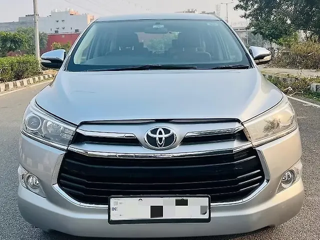 Used 2017 Toyota Innova Crysta in Delhi