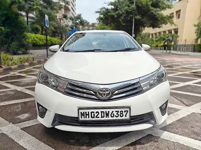 Used 2015 Toyota Corolla Altis in Mumbai