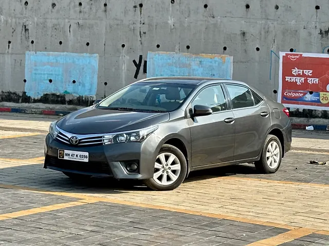 Used 2016 Toyota Corolla Altis in Thane