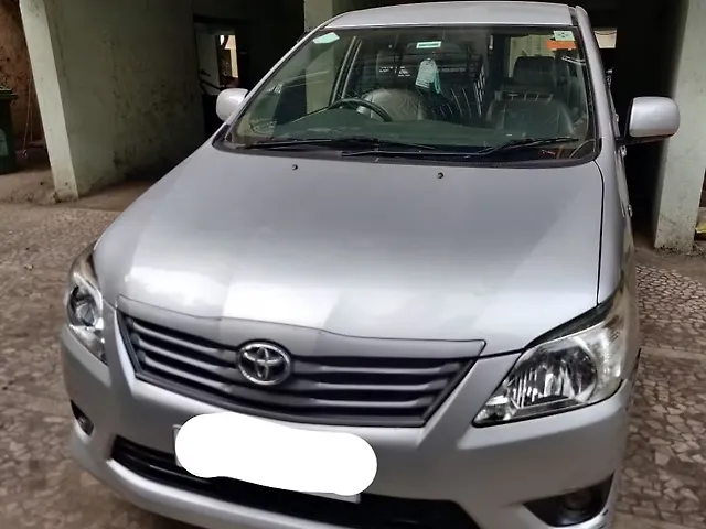 Used 2013 Toyota Innova in Mumbai