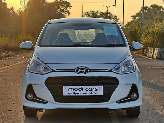 Used 2017 Hyundai Grand i10 in Mumbai