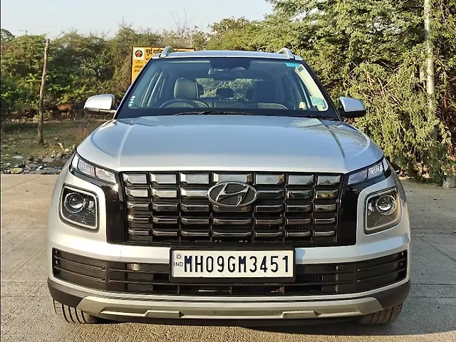 Used 2024 Hyundai Venue in Mumbai