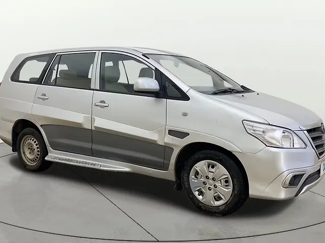 Used 2014 Toyota Innova in Ahmedabad