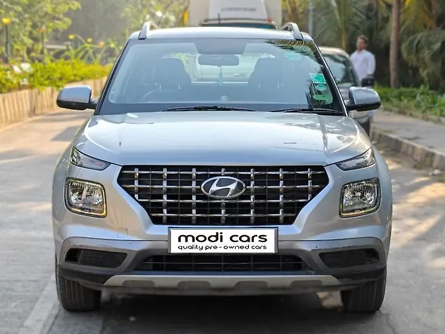 Used 2020 Hyundai Venue in Mumbai