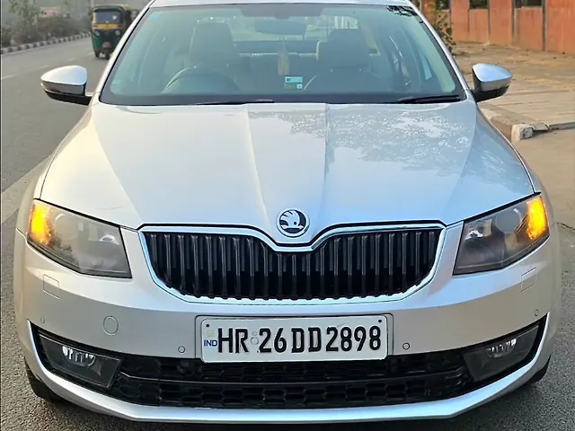 Used 2017 Skoda Octavia in Delhi