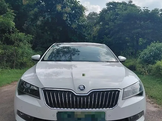 Used 2019 Skoda Superb in Delhi