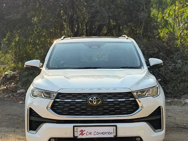 Used 2023 Toyota Innova Hycross in Mumbai
