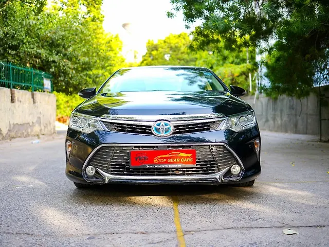 Used 2016 Toyota Camry in Delhi