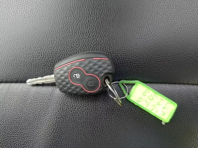 Used Nissan Kicks XV 1.5 in Ahmedabad