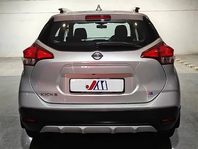 Used Nissan Kicks XV 1.5 in Ahmedabad