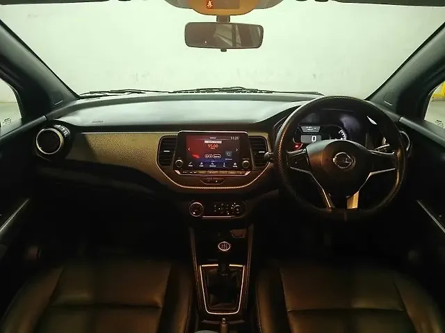 Used Nissan Kicks XV 1.5 in Ahmedabad