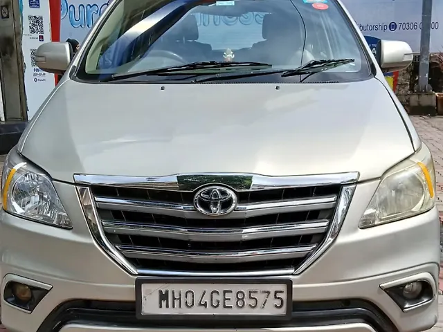 Used 2013 Toyota Innova in Mumbai