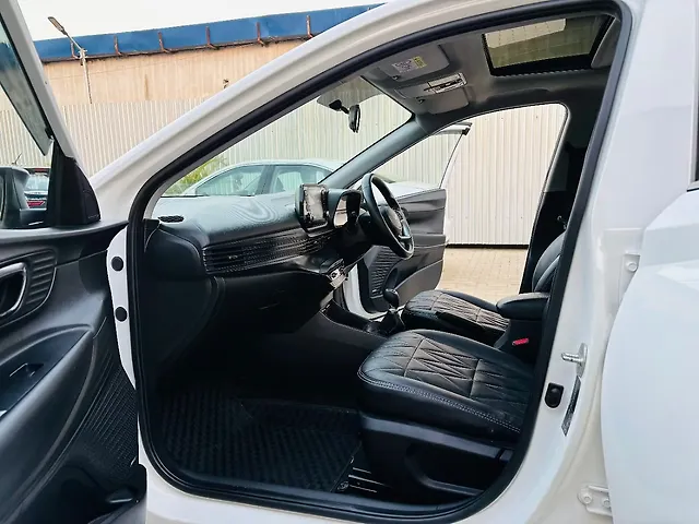 Used Hyundai i20 [2020-2023] Asta 1.2 MT [2020-2023] in Guwahati