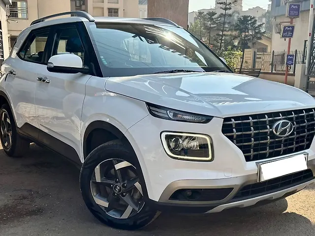 Used 2020 Hyundai Venue in Thane