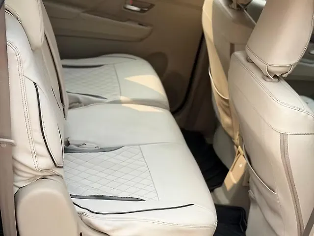 Used Maruti Suzuki Ertiga VXi in Lucknow