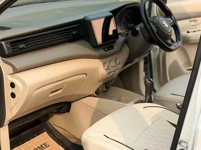 Used Maruti Suzuki Ertiga VXi in Lucknow