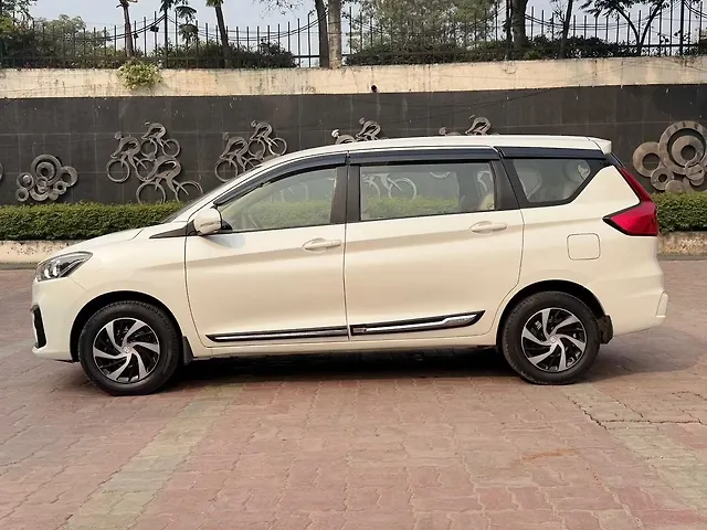 Used Maruti Suzuki Ertiga VXi in Lucknow
