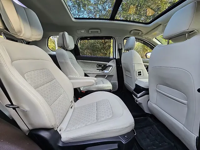 Used Tata Safari Accomplished Plus 6 STR Dark Edition AT in Mumbai