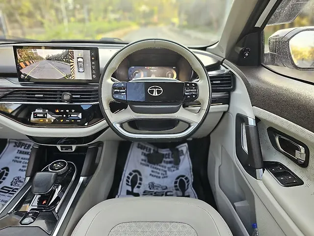 Used Tata Safari Accomplished Plus 6 STR Dark Edition AT in Mumbai