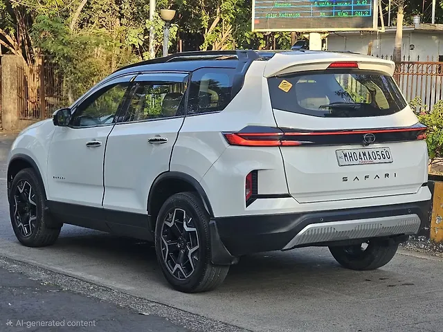 Used Tata Safari Accomplished Plus 6 STR Dark Edition AT in Mumbai