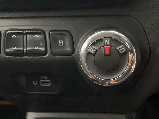 Used Renault Kwid [2015-2019] CLIMBER 1.0 AMT [2017-2019] in Hyderabad