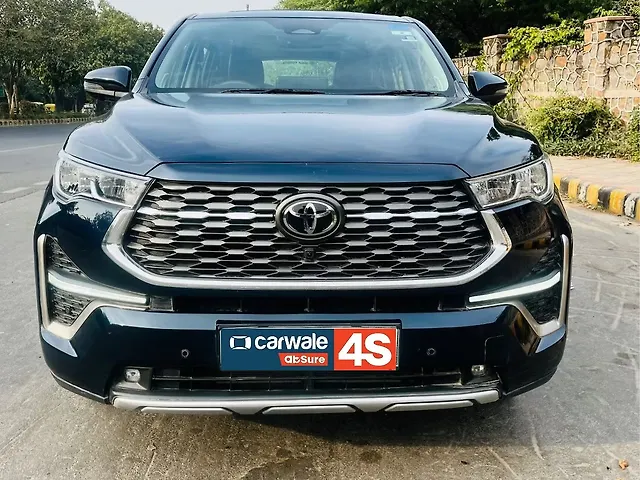 Used 2023 Toyota Innova Hycross in Delhi