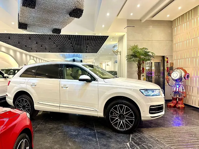 Used 2017 Audi Q7 in Delhi