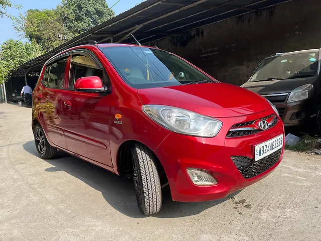 Used 2015 Hyundai i10 in Kolkata