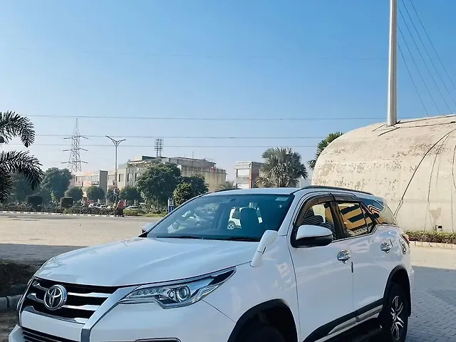 Used Toyota Fortuner [2016-2021] 2.8 4x2 MT [2016-2020] in Chandigarh