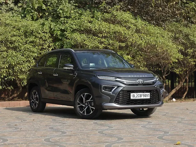 Used 2024 Toyota Urban Cruiser Hyryder in Delhi