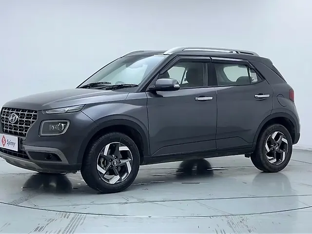Used 2021 Hyundai Venue in Delhi