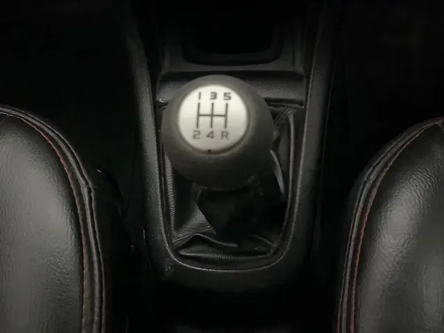 Used Maruti Suzuki Swift [2011-2014] VXi in Hyderabad