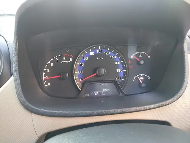 Used Hyundai Xcent [2014-2017] SX 1.1 CRDi in Bareilly