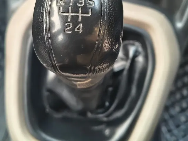 Used Hyundai Grand i10 Sportz (O) U2 1.2 CRDi [2017-2018] in Kanpur