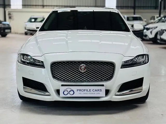 Used 2016 Jaguar XF in Vadodara Used 2016 Jaguar XF in Vadodara