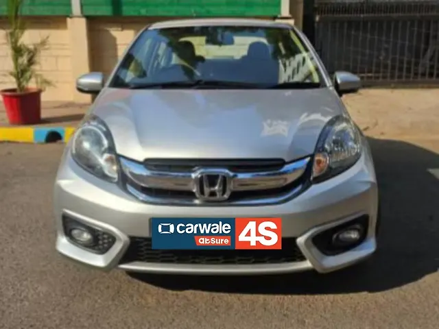 Used 2017 Honda Amaze in Mumbai