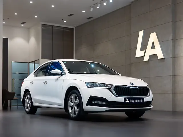 Used 2022 Skoda Octavia in Kolkata