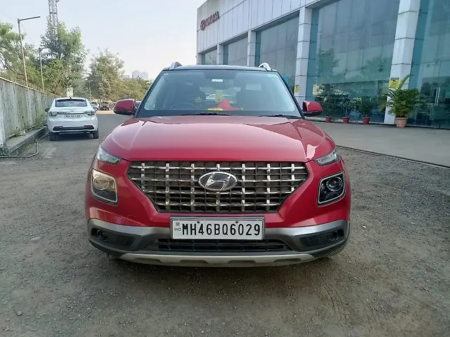 Used 2020 Hyundai Venue in Mumbai